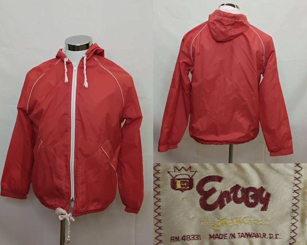 Envoy Windbreaker Jacket Men's M Red Nylon Hood Terry Lined Vintage 1970s #J4749